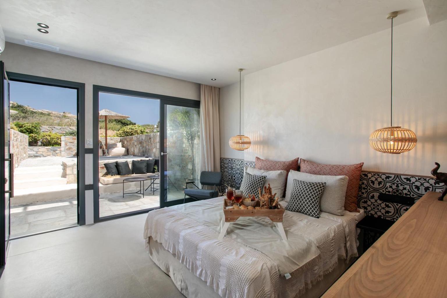 Delight Apartments Suites Stelida  Dış mekan fotoğraf