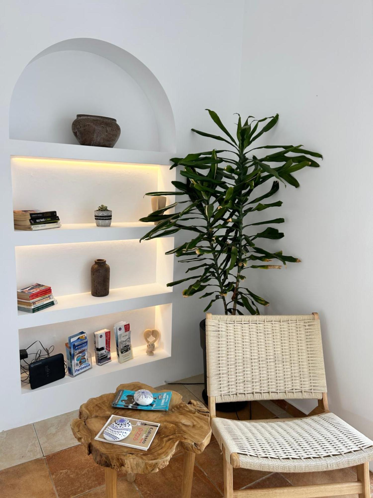 Delight Apartments Suites Stelida  Dış mekan fotoğraf